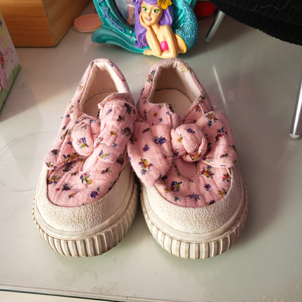 Zara slip on girl shoes